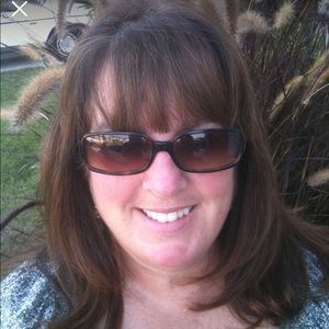 Meet your Posher, Kaycharlotte